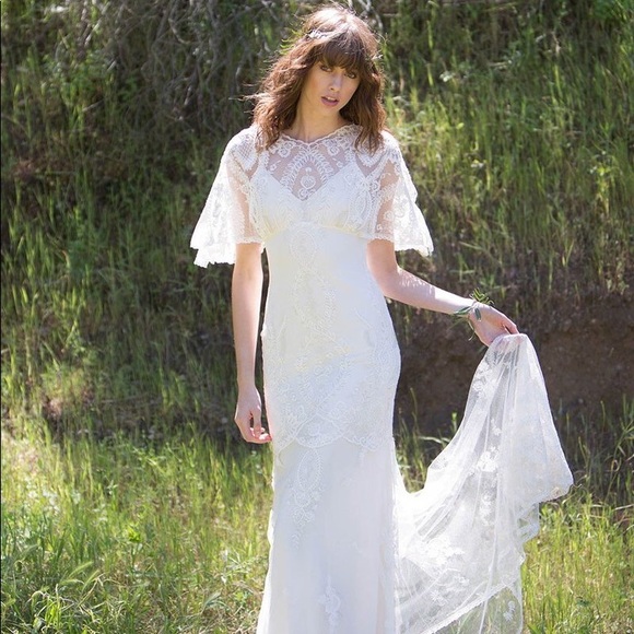 Claire Pettibone Silver Lakes wedding dress - Picture 8 of 13